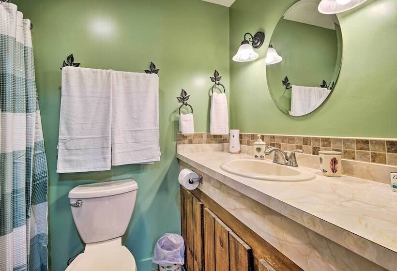 Updated Bolton Home W/ Fire Pit!