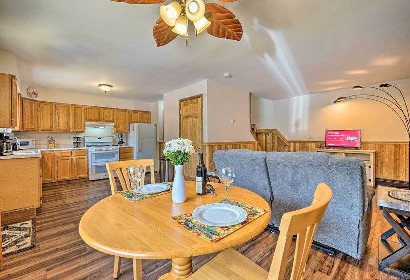 Updated Bolton Home W/ Fire Pit!