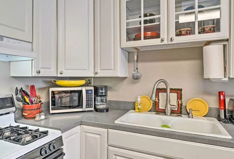 Red Lodge Retreat W/ Yard   Walk To Restaurants!