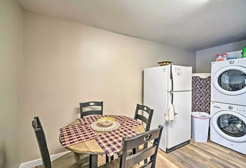 Red Lodge Retreat W/ Yard   Walk To Restaurants!