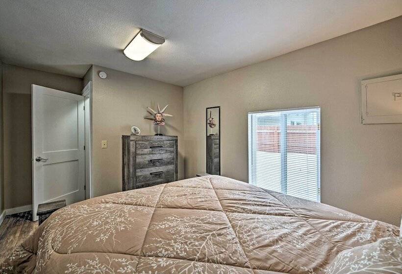 Red Lodge Retreat W/ Yard   Walk To Restaurants!