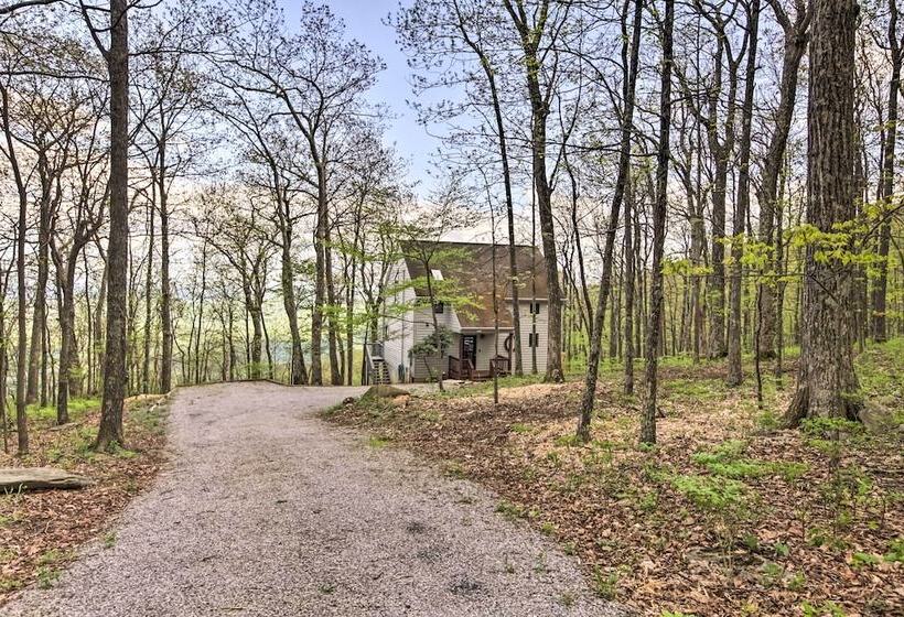 Serene Hideaway With Views, 1 Mi To Hike & Ski!