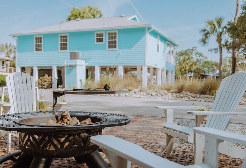 Serene Steinhatchee River Home W/ Boat Dock