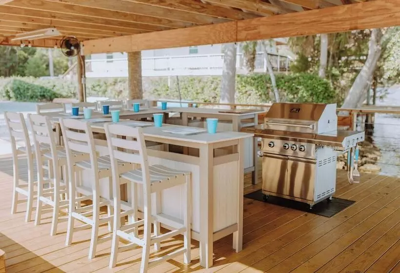 Serene Steinhatchee River Home W/ Boat Dock