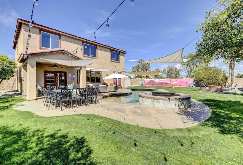 Indio Home W/ Pool & Hot Tub, 3 Mi To Coachella