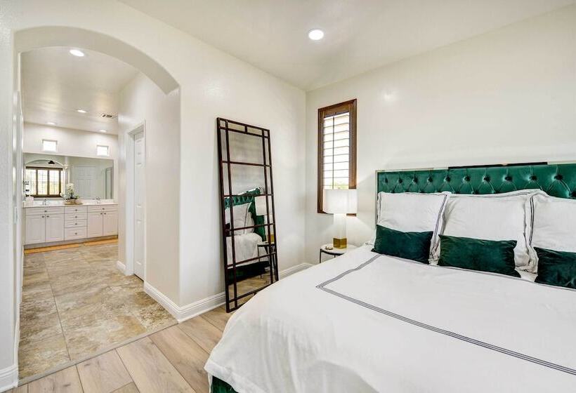 Indio Home W/ Pool & Hot Tub, 3 Mi To Coachella