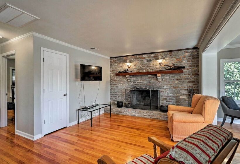 Spacious Mount Pleasant Home: 5 Mi To Beach