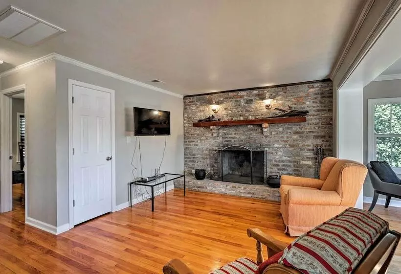 Spacious Mount Pleasant Home: 5 Mi To Beach