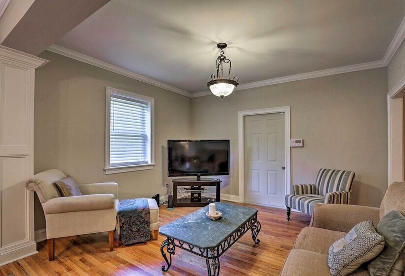 Spacious Mount Pleasant Home: 5 Mi To Beach