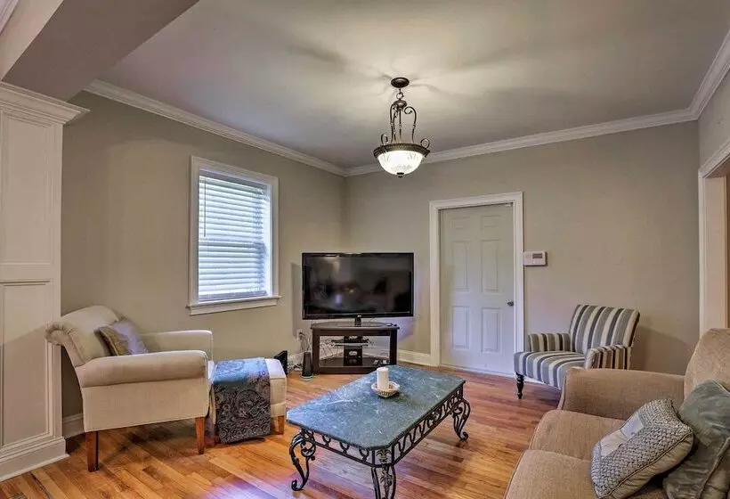 Spacious Mount Pleasant Home: 5 Mi To Beach