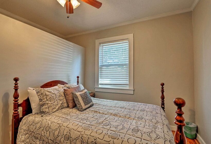 Spacious Mount Pleasant Home: 5 Mi To Beach