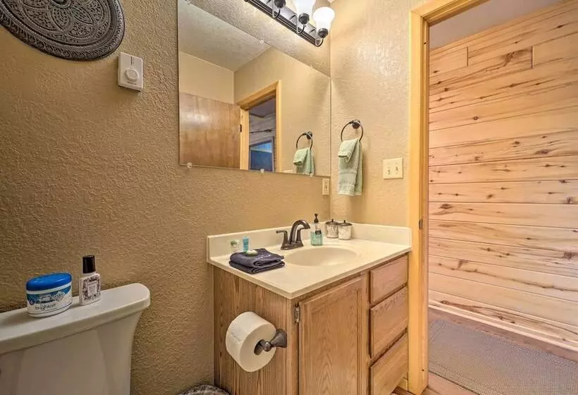 Sprawling Mountain View Cabin: 5 Mi To Mesa Verde