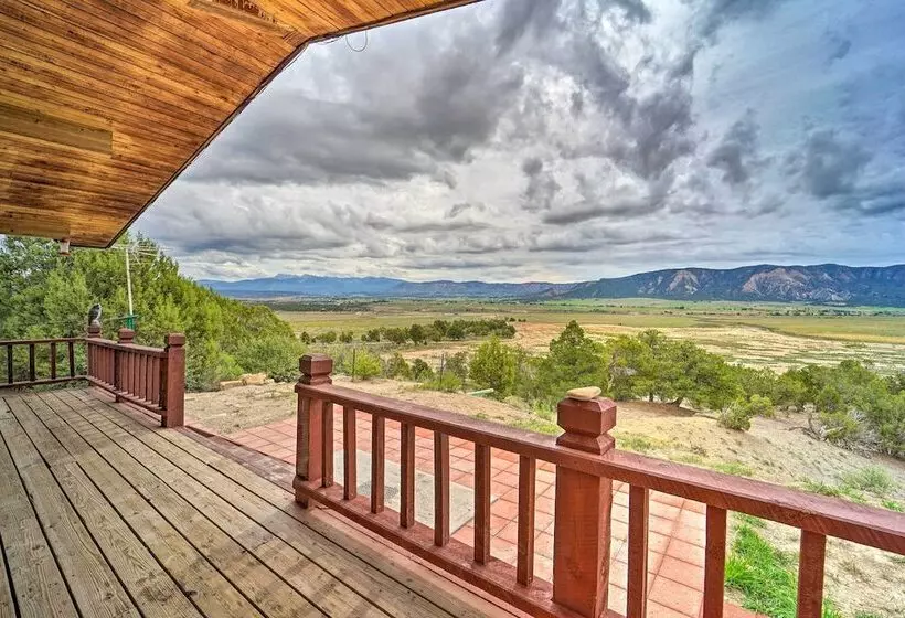 Sprawling Mountain View Cabin: 5 Mi To Mesa Verde
