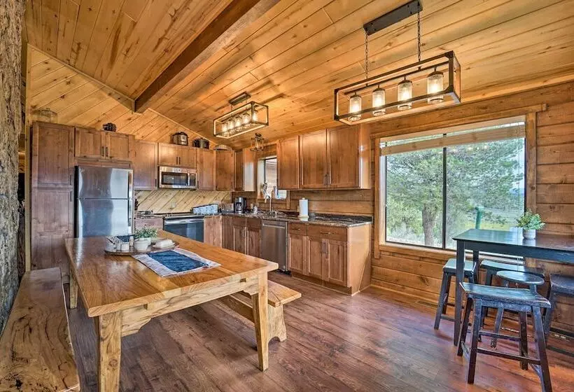 Sprawling Mountain View Cabin: 5 Mi To Mesa Verde