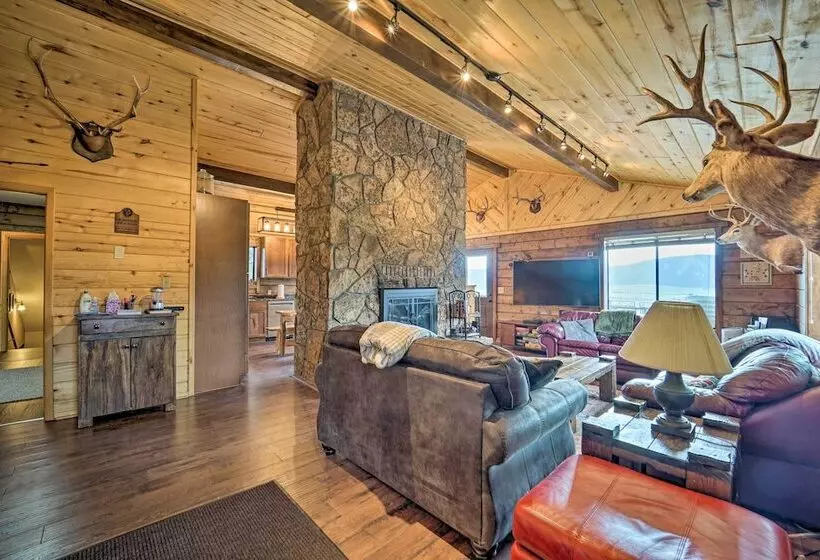 Sprawling Mountain View Cabin: 5 Mi To Mesa Verde