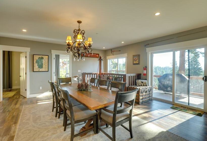 Stunning Luxury Home W/ Lake Tahoe Views & Hot Tub