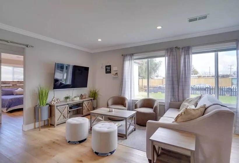 Sun Soaked Livermore Gem With Patio & Fire Pit!