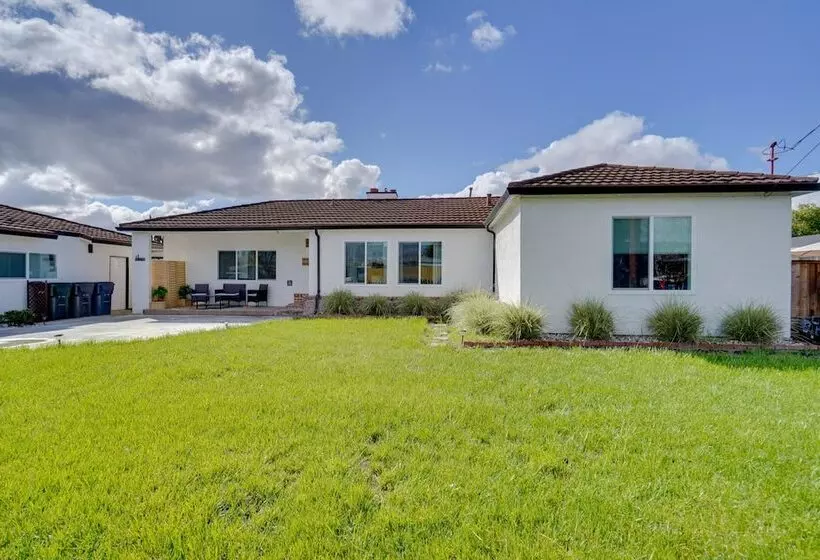 Sun Soaked Livermore Gem With Patio & Fire Pit!