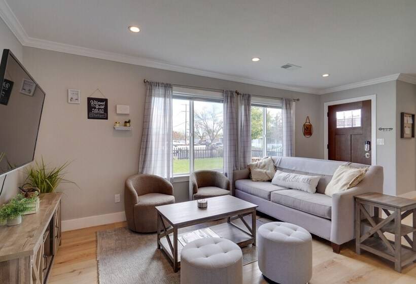 Sun Soaked Livermore Gem With Patio & Fire Pit!