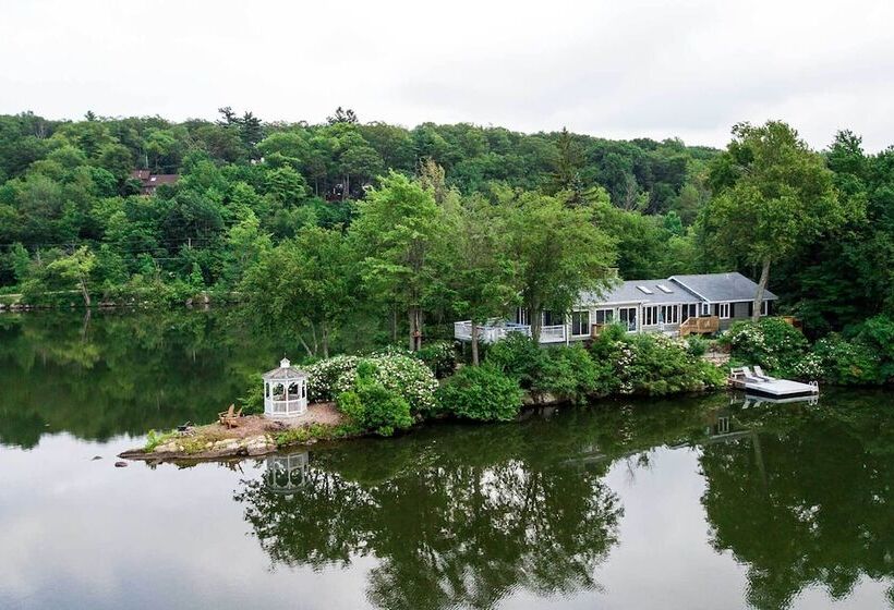 By Mtn Creek Resort: The Point On Highland Lake