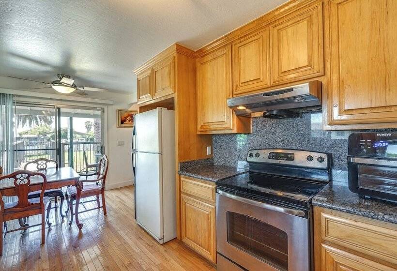 Waterfront Bethel Island Home W/ Dock & Slip