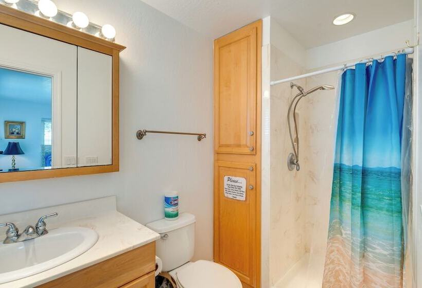 Waterfront Bethel Island Home W/ Dock & Slip