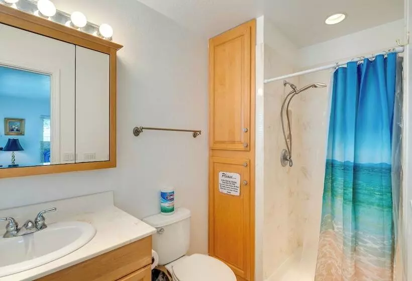 Waterfront Bethel Island Home W/ Dock & Slip