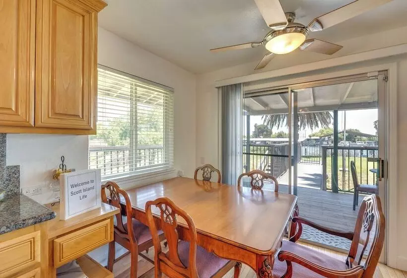 Waterfront Bethel Island Home W/ Dock & Slip