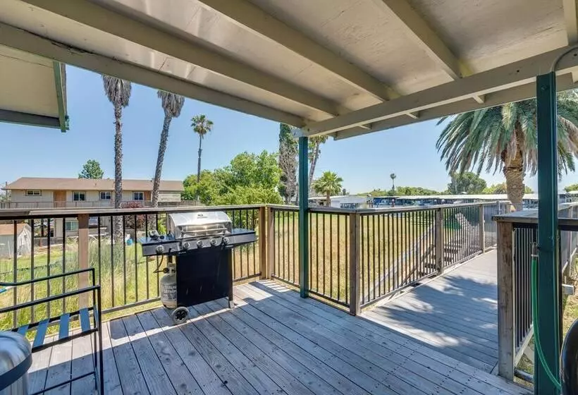 Waterfront Bethel Island Home W/ Dock & Slip