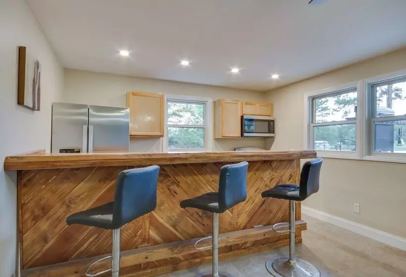 Waterfront Lakehouse W/ Private Dock & Fire Pit!