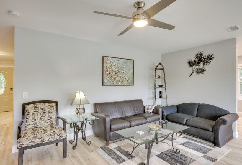 Waterfront Lakehouse W/ Private Dock & Fire Pit!