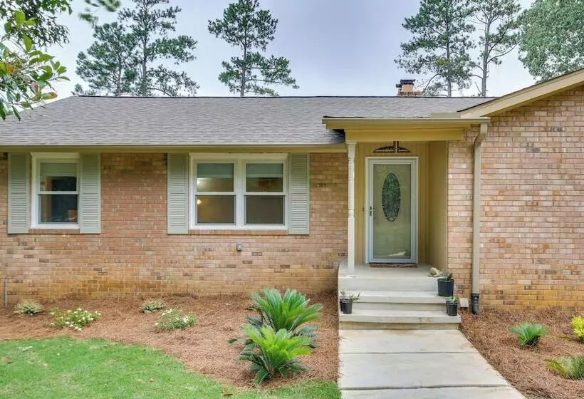 Waterfront Lakehouse W/ Private Dock & Fire Pit!