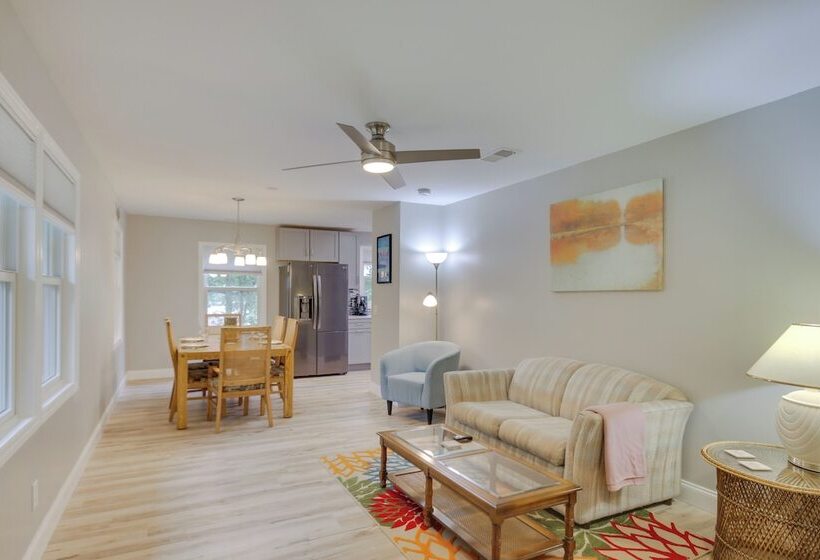 Waterfront Lakehouse W/ Private Dock & Fire Pit!