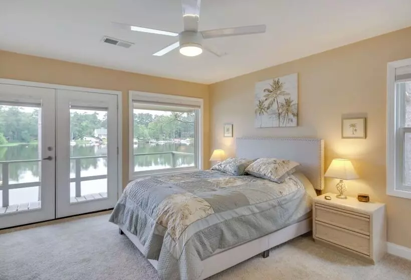 Waterfront Lakehouse W/ Private Dock & Fire Pit!