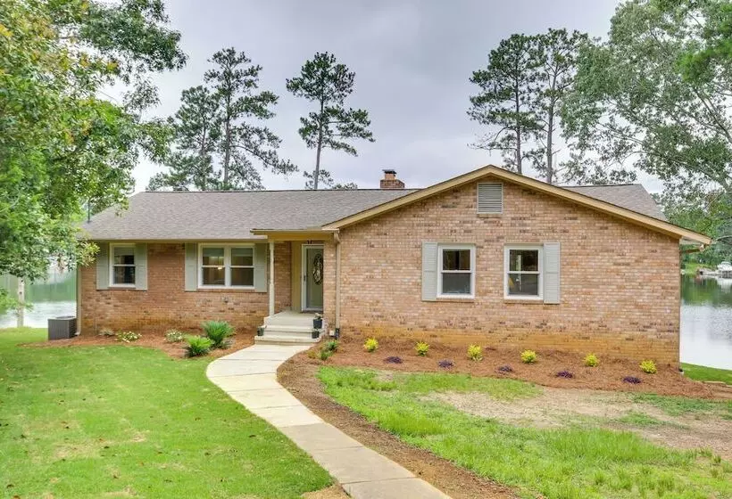 Waterfront Lakehouse W/ Private Dock & Fire Pit!