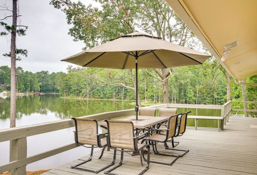 Waterfront Lakehouse W/ Private Dock & Fire Pit!