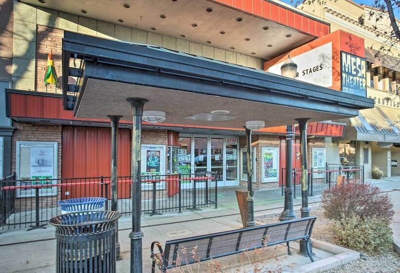 Adventure Home Base 7 Blocks To Downtown!