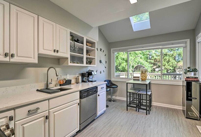 Annapolis Vacation Home: 2 Mi To Quiet Waters Park