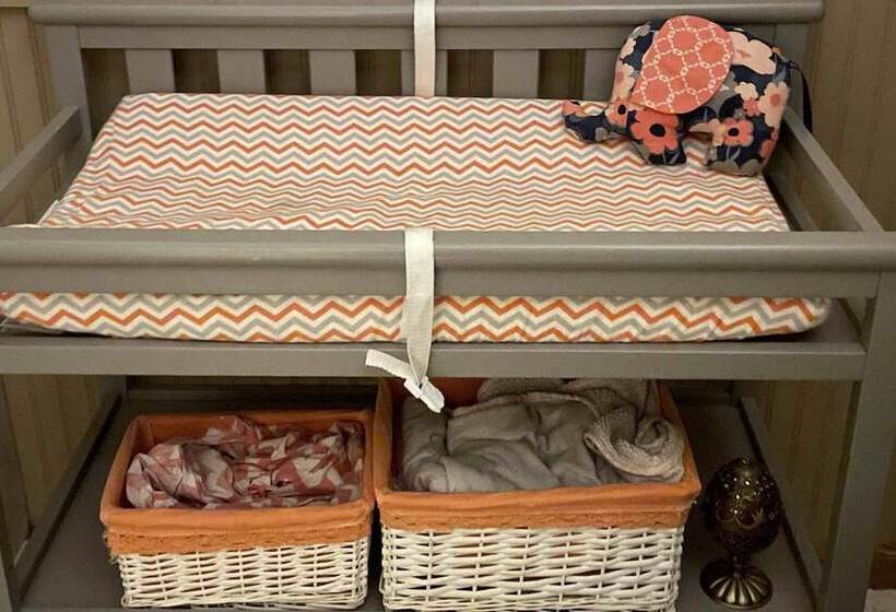 Apple Valley Home, Shared Golf Course On Site