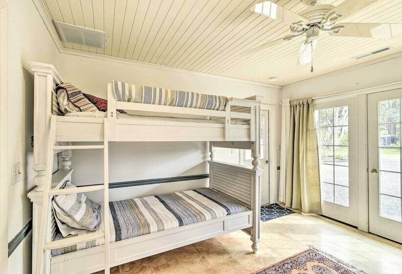 Bayfront Retreat W/ Game Room + Outdoor Pool!