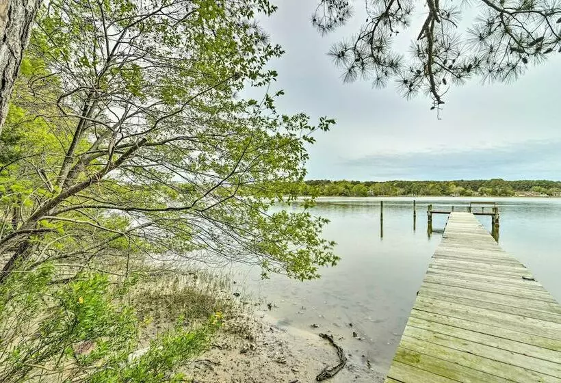 Bayfront Retreat W/ Game Room + Outdoor Pool!