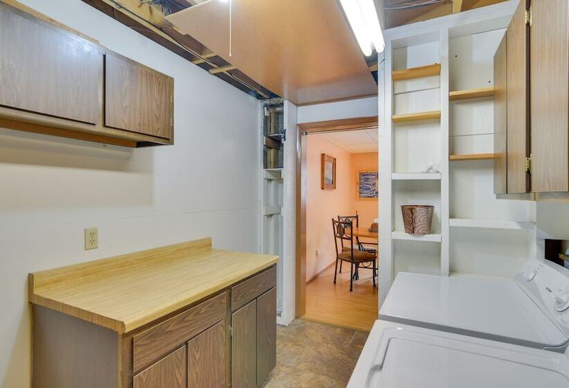 Ranch Style Retreat In Downtown Buena Vista!