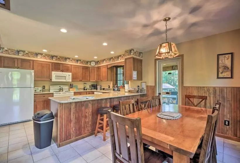 Lake Placid Chalet: Deck & Forest Views!