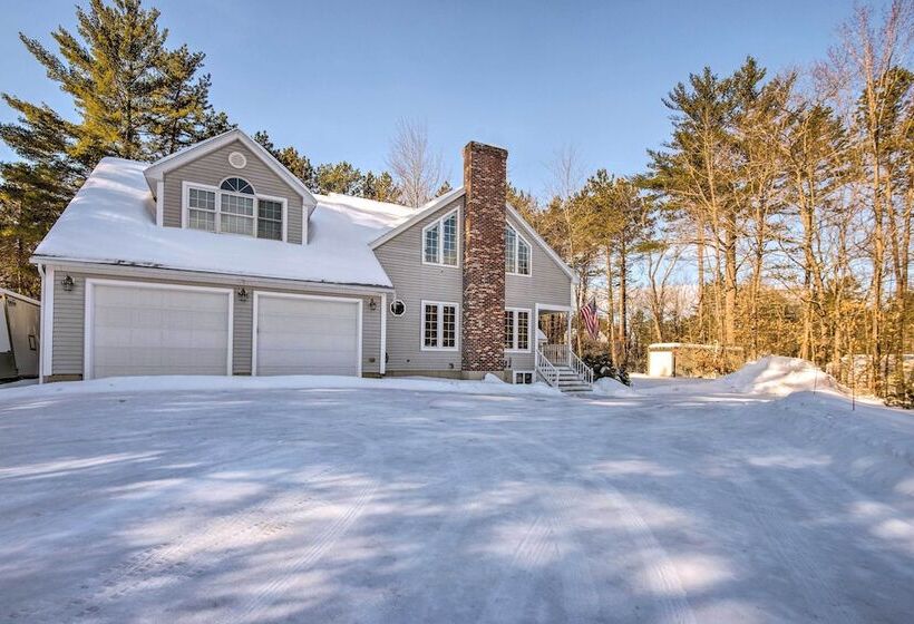 Charming Retreat ~ 1 Mi To Ossipee Lake Marina!