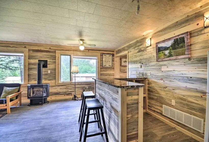 Contact Mountain Hideaway W/ Views & Porches!