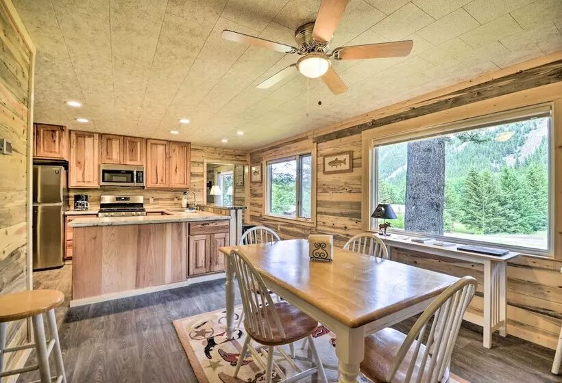 Contact Mountain Hideaway W/ Views & Porches!