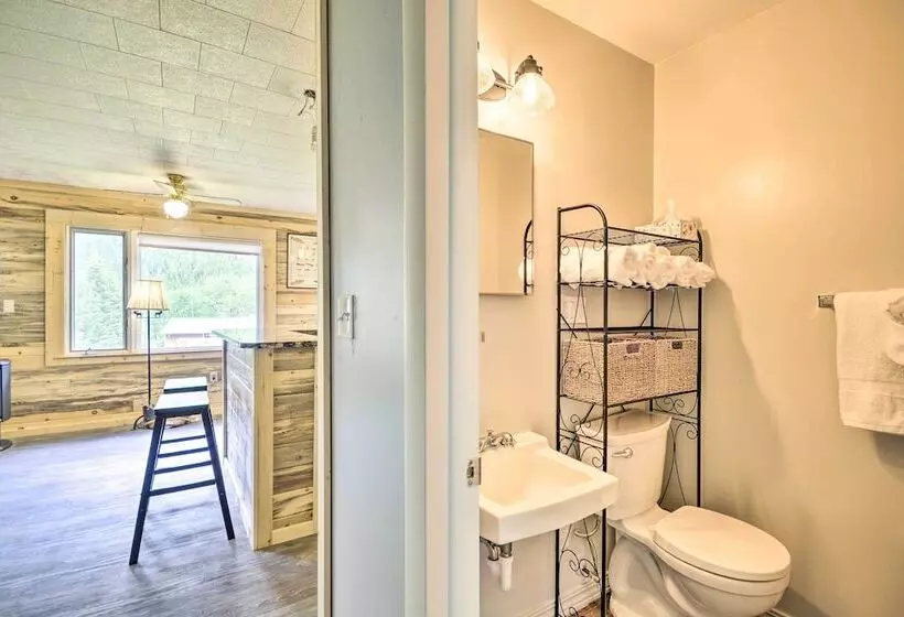 Contact Mountain Hideaway W/ Views & Porches!