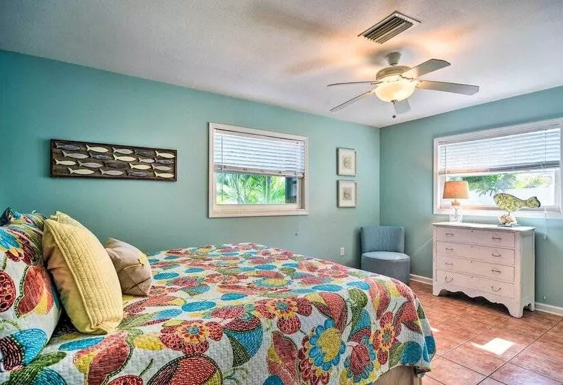 Coral Shores Waterfront Oasis W/ Private Dock!