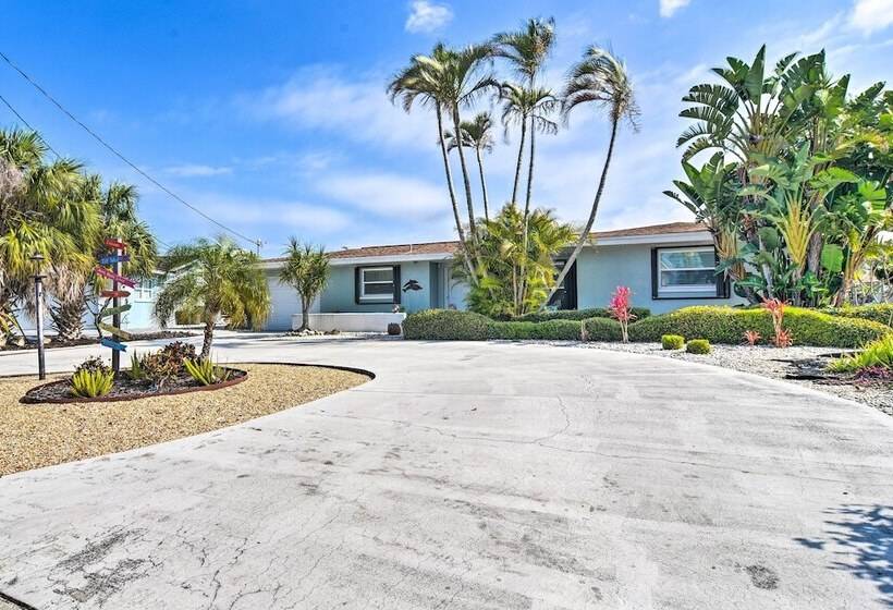 Coral Shores Waterfront Oasis W/ Private Dock!