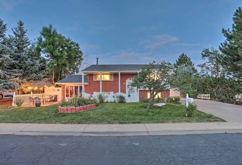 Duke & Daisy Mae S Hideaway   10 Mi To Denver!